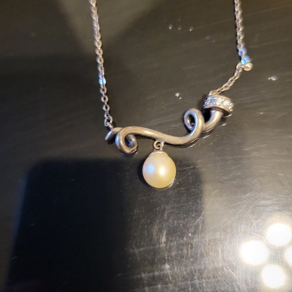 2/$30 - Vantel Pearls Light Pearl Necklace (9)